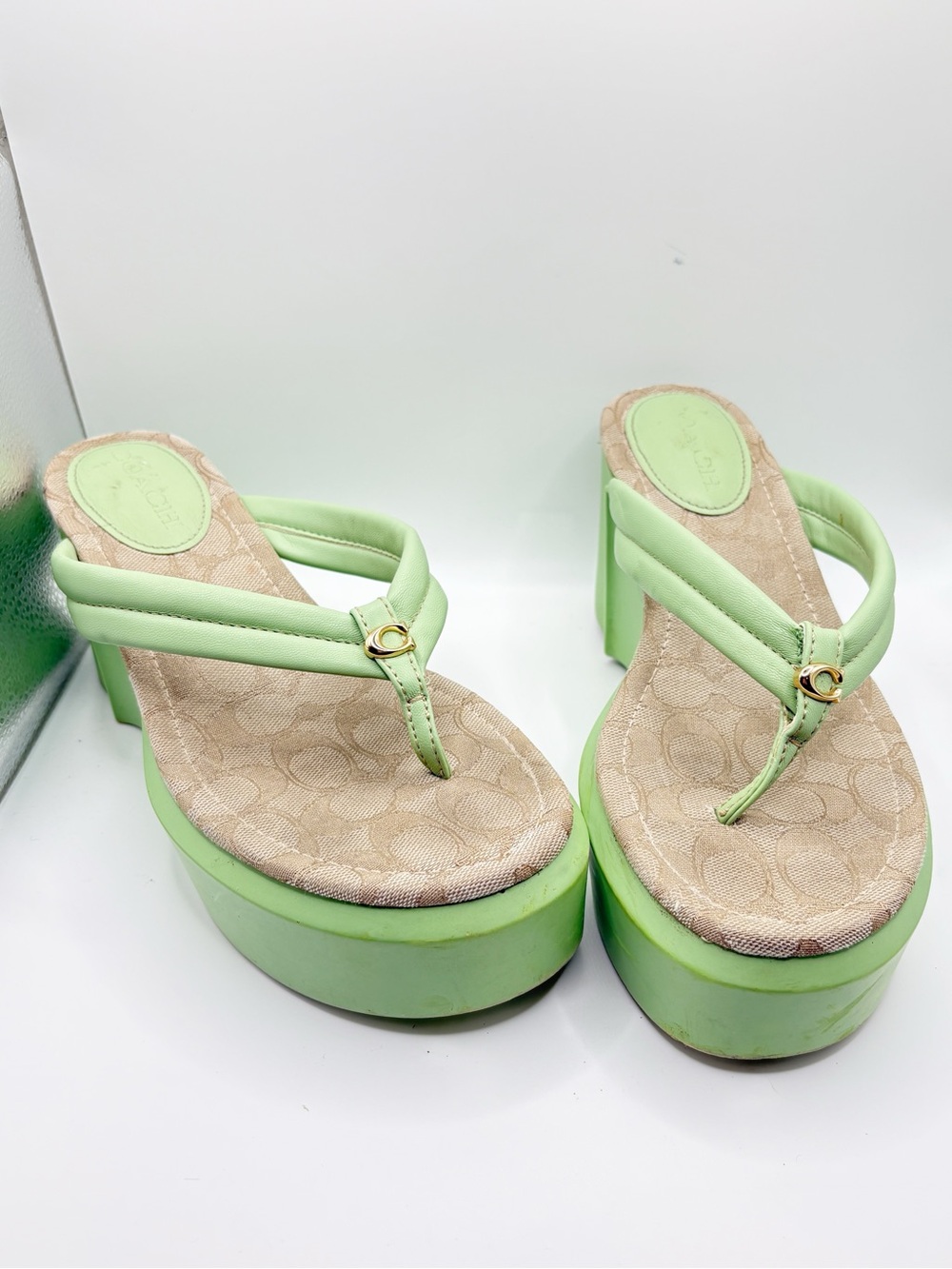 Coach Authentic Platform Franki Thong Sandals Pistachio Green